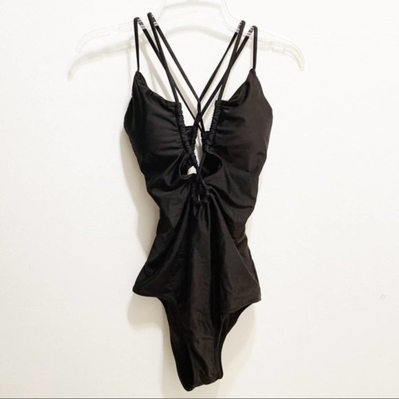 Cupshe NWT Cheeky Gal Women's Keyhole Crisscross Black Swimsuit M - Picture 1 of 9